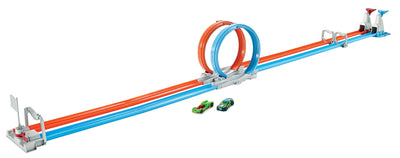 HOT WHEELS Zweispurige Looping Rennstrecke, gerade Trackteile, große Loopings und 2 Spielzeugfahrzeuge im Maßstab 1:64 für Kinder von 5 bis 10 Jahren, GFH85