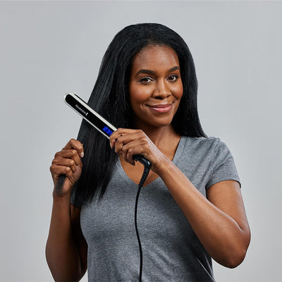 Remington Glätteisen [Testsieger] Pearl (hochwertige Keramikbeschichtung mit echten Perlen für eine gleichmäßige Wärmeverteilung) LCD-Display, 150-235°C, inkl. Aufbewahrungstasche, Haarglätter S9501