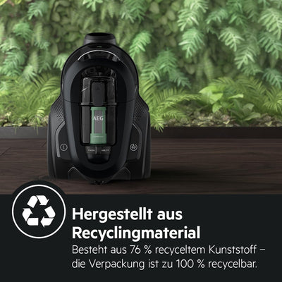 AEG CLEAN 6000 ÖKO AL61C2ÖKO Staubsauger beutellos / ETM Testsieger (SEHR GUT) / 60 % Recyclingmaterial / 550 W / Zusatzdüsen / Softräder / 74 dB(A) / 12m Aktionsradius / 1,6L Staubbehälter / Schwarz