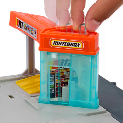 Matchbox Super Clean Autowaschanlage - erweiterbares Spielset mit spannenden Details, inklusive 1 Auto, Staubsauber und Supermarkt, HNJ54