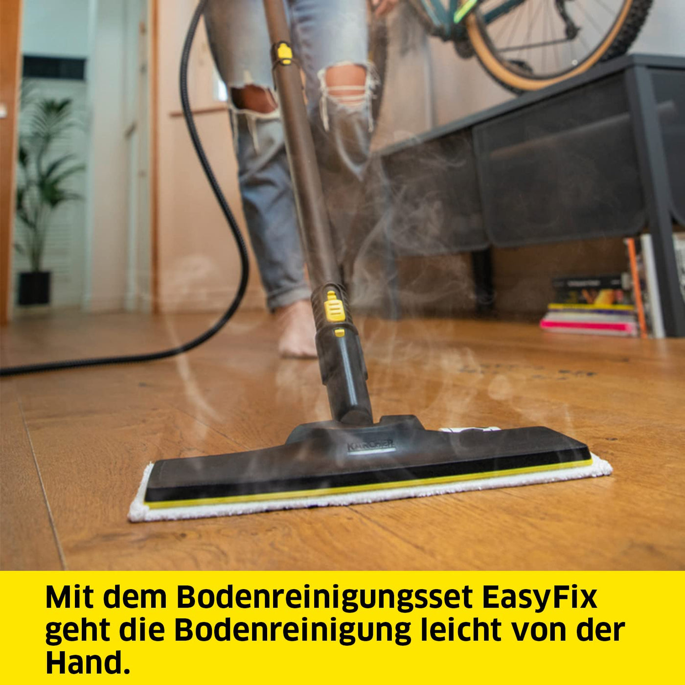 Kärcher Dampfreiniger SC 2 EasyFix, Dampfdruck: 3,2 bar, Aufheizzeit: 6,5 min., Leistung: 1.500 W, Flächenleistung: 75 m², Tank: 1 l, mit Bodenreinigungsset EasyFix, Düsen und Mikrofaserbezug, Gelb