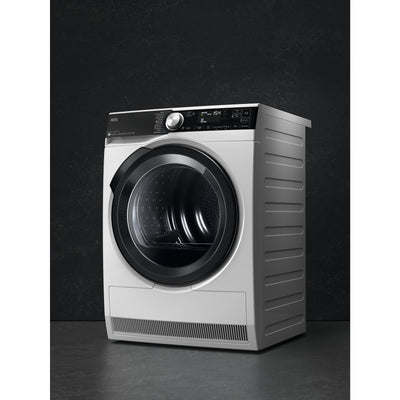 AEG WiFi Wärmepumpentrockner / 3D Scan - Trocknet Nachhaltiger / 8,0 kg/A+++ / energiesparend/Knitterschutz/Kindersicherung/Trommelbeleuchtung / TR9XW80880