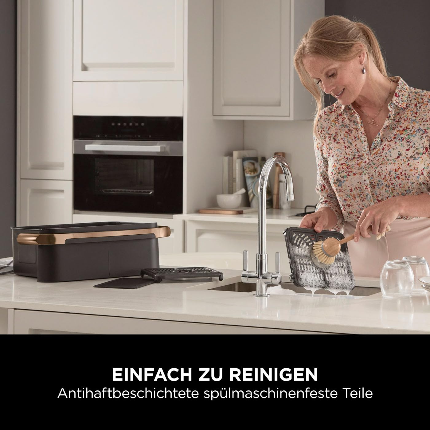 Ninja Foodi FlexDrawer Dual Zone Heißluftfritteuse, Digitale Air fryer mit 10,4-Fach und herausnehmbarem Trenner, Antihaftbeschichtung, spülmaschinenfester Korb, 7-in-1, Schwarz & Kupfer, AF500EUCP