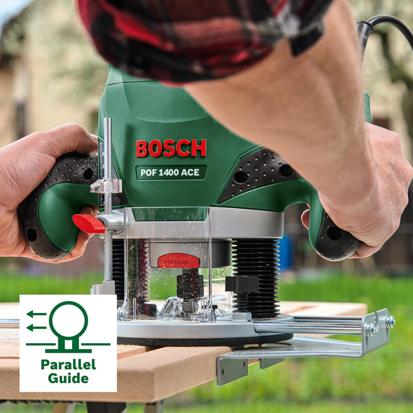 Bosch Oberfräse POF 1400 ACE (1400 W; für Holzbearbeitung; 3x Spannzange; Fräser; Parallelanschlag; Absaugadapter; im Koffer), Testnote: Testsieger (Magazin: selbst ist der Mann)