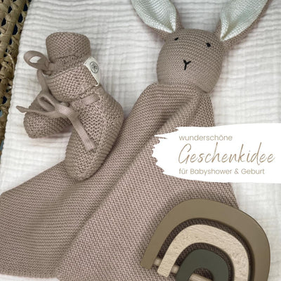 Geschenkset Hase Taupe Kuscheltuch Schmusetuch Schnüffeltuch Babysocken Bio Baumwolle Strick Baby Neugeborene Erstausstattung Mädchen Jungen personalisiert Babygeschenk Geschenk Geburt Babydecke