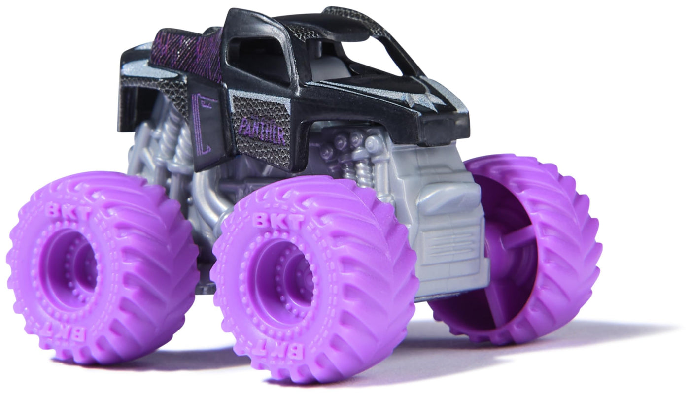 Monster Jam Marvel - Mini-Truck 3er-Set mit Black Panther, Captain America, Iron Man, Maßstab 1:87, robust und mit coolen Details, für monstermäßige Superhelden-Action an jedem Ort, ab 3 Jahren