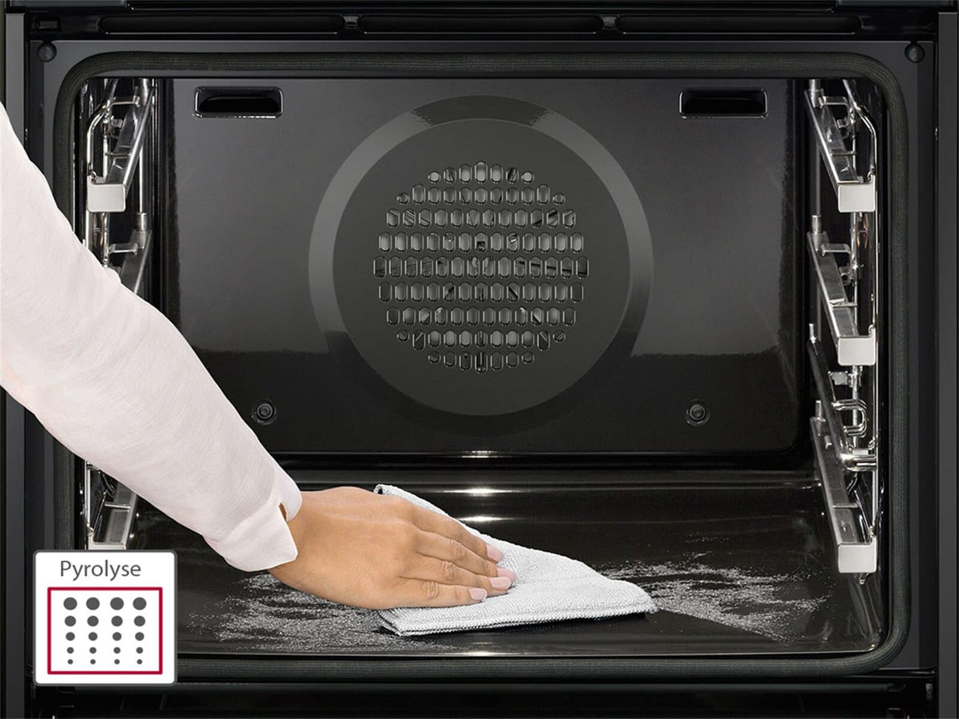 NEFF B54CR71N0, N 70, Smarter Einbau-Backofen, 60x60 cm, Made in Germany, Pyrolyse, Optimaler Zugriff mit Slide&Hide, Full Touch TFT-Display, Air Fry Funktion, Automatikprogramme, Soft Open, Edelstahl