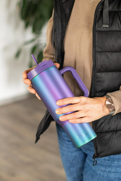 Milu Thermobecher 1200ml mit Strohhalm und Henkel – 48h Eis/24h kalt/12h heiß Edelstahl Tumbler 40oz mit Griff - Isolierbecher to go - Isolierflasche Trinkflasche doppelwandig isoliert (Aurora, 1,2L)