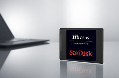 SanDisk SSD Plus interne SSD Festplatte 480 GB (schnelleres Hoch,-Herunterfahren und Laden, Lesegeschwindigkeit 535 MB/s, Schreibgeschwindigkeit 445 MB/s, stoßfest), Festkörper-Laufwerk