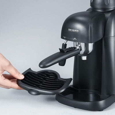 SEVERIN Espressomaschine, kleine Kaffeemaschine für bis zu 4 Tassen Espresso, Kaffeemaschine mit Milchschäumer für Kaffee-Milch-Spezialitäten, ideal für Singles, schwarz, KA 5978