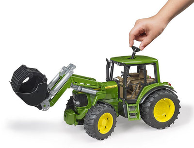 bruder 02052 - John Deere 6920 mit Frontlader - 1:16 Fahrzeug, Traktor, Trecker, Schlepper, Bulldog, Bauernhof, Landwirtschaft, Feldarbeit, Maschine, bworld, Spielzeug
