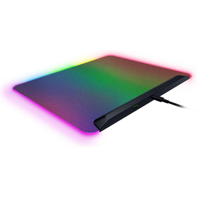 Razer Firefly V2 Pro - RGB-hintergrundbeleuchtete Gaming-Mausmatte - integrierter USB-Anschluss (15-Zonen-LED-Beleuchtung, mikrogeätzte Oberfläche für optimales Tracking, USB-C Kabel) Schwarz