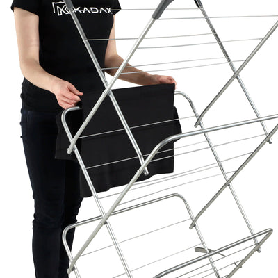 KADAX Vertikaler Wäschetrockner mit Antirutschfüßen, Stabiler Kleidertrockner aus Metall, Turmwäscheständer, Platzsparender Wäscheständer (Silber)