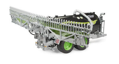 bruder 02036 - Fliegl Fassanhänger mit Schleppschlauchverteiler - 1:16 Güllefass, Wasserfass, Bauernhof, Fahrzeuge Landwirtschaft, Anhänger, Traktor Zubehör
