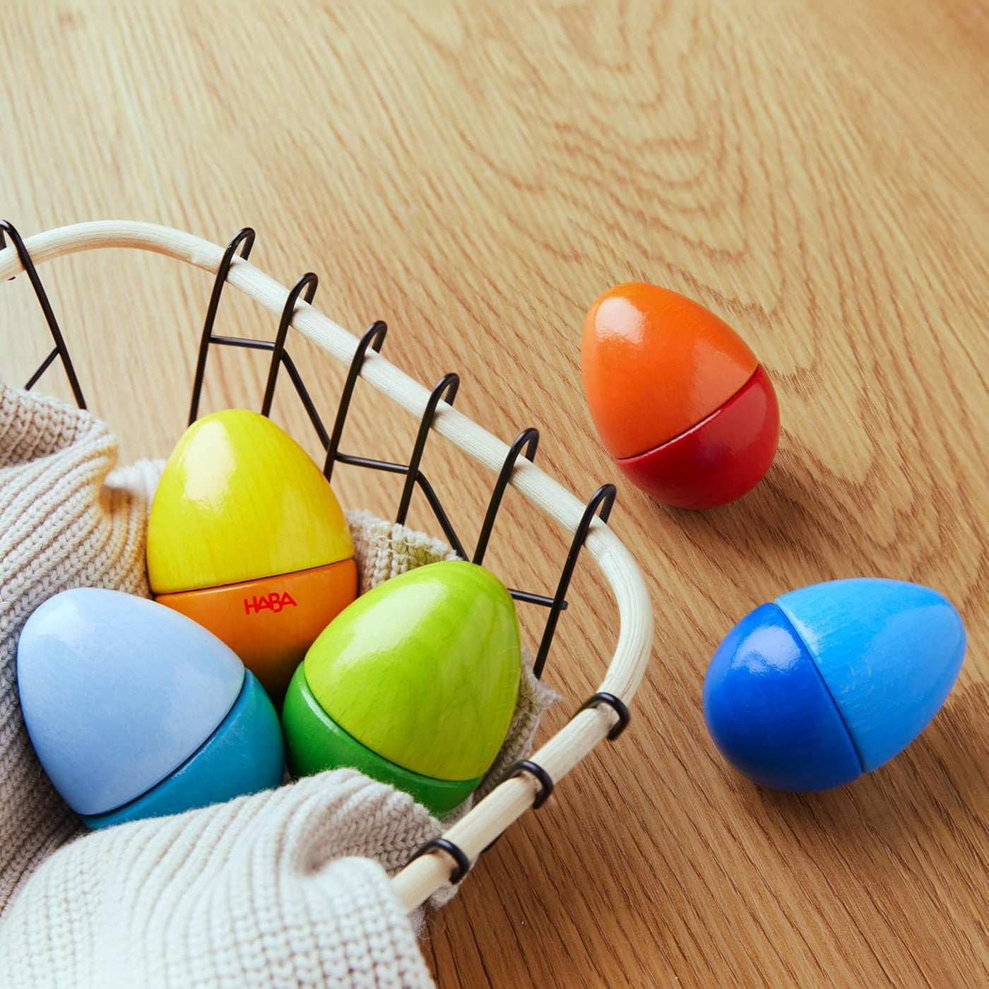 HABA Musikeier – 5 Bunte Rasseleier aus Holz zur musikalischen Frühförderung für Babys & Kleinkinder ab 2 Jahren – Made in Germany - 1007733001
