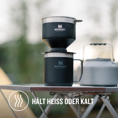 Stanley Classic Legendary Camp Mug Thermobecher 354 ml - Hält 1.5 Stunden Heiß - 3 Stunden Kalt - BPA-Frei - Spülmaschinenfest - Edelstahl Kaffeebecher To Go - Matte Black