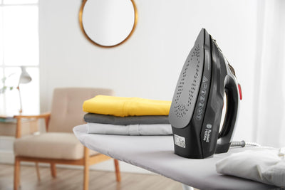 Russell Hobbs Dampfbügeleisen [3100W, 210 g Extra-Dampfstoß] Bügeleisen Power (350ml Wassertank, Keramik Bügelsohle, Selbstreinigungs- & Sprühwasserfunktion, Antikalk & Tropfstopp, 70g/min) 20630-56