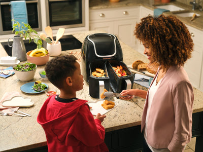 Russell Hobbs Heißluftfritteuse Doppelkammer [2 Fächer je 4,25l, nur getrennt nutzbar, Gesamtvolumen 8,5l] Rapid Air Fryer Technik (8 Programme, spülmaschinenfest,Touchscreen) AirFryer 27290-56S
