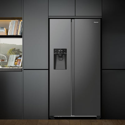 Hisense RS5P535NTFE Side-By-Side Kühl-Gefrier-Kombination, 376 Liter Kühlteil, 190 Liter Gefrierteil, Total NoFrost, Multi AirFlow, FastFreeze, Energieeffizienzklasse E, 178,6cm x 91,5cm, schwarz