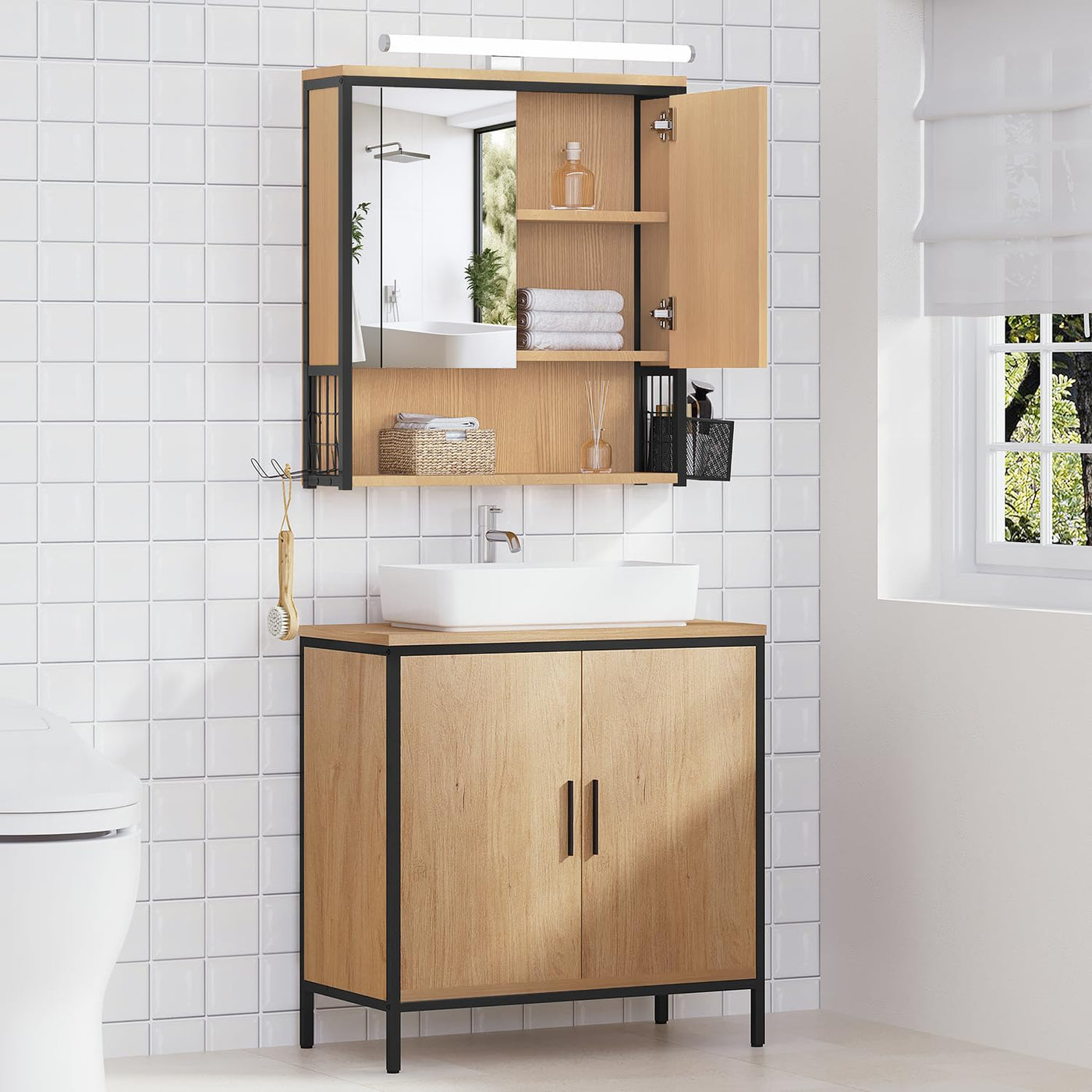 EUGAD Spiegelschrank Bad mit Beleuchtung, Badezimmerschrank mit Spiegel, Badschrank hängend, mit Verstellbarer Ablage Halter Korb, aus Metall MDF, schwarz + helle Eiche