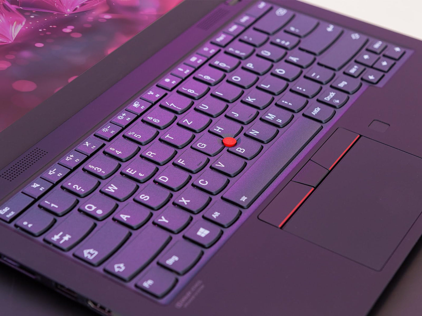 Lenovo ThinkPad X1 Carbon Gen 8. Intel i5 4x1.7 GHz Prozessor, 16 GB Arbeitsspeicher, 256 GB SSD, 14 Zoll Display FullHD 1920x1080 IPS Cam, Windows 11 Pro ZP7 (Generalüberholt)