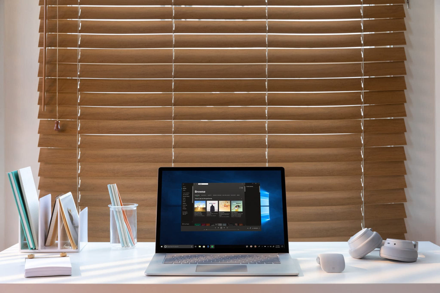 2019 Microsoft Surface Laptop 3 mit Intel Core i7-1065G7 (15-zoll, 16GB RAM, 256GB SSD) (QWERTY Englisch) Platin (Generalüberholt)