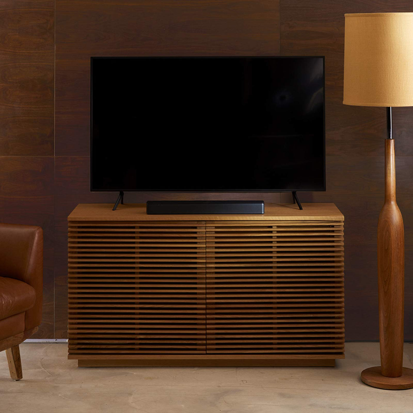 Bose TV Speaker – kompakte Soundbar mit Bluetooth-Verbindung, Black