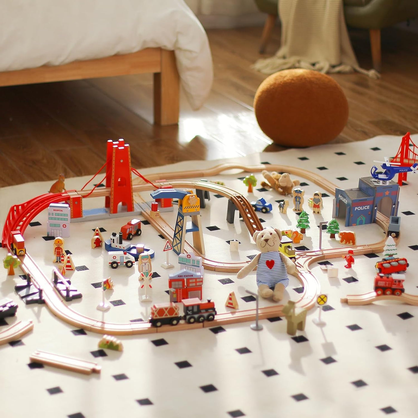 Giant bean Holzeisenbahn Set, 117 Pcs City-Zugset für Kinder Erweiterbares Holzeisenbahn-Set, Kleinkindspielzeug, Geschenk für Jungen und Mädchen ab 3 Jahren