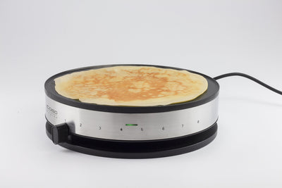 CASO CM 1300 - Crêpes Maker, extra große Backfläche (⌀ 33cm), hochwertige Antihaft‐Beschichtung, 8‐Hitzesstufen, praktischer Schieberegler, inkl. Teigverteiler und Crêpes‐Wender aus Holz