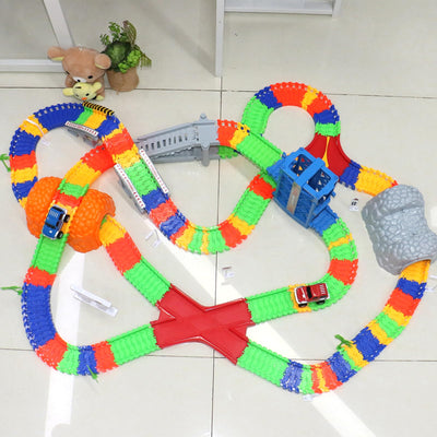 Autorennbahn Kinder Spielzeug ab 3 4 5 Jahre mit 2 Spielzeugauto, Kinderspielzeug ab 3 4 5 6 7 Jahre Junge，309PCS Car Track Rennbahnen, Racing Geschenk 3 4 5 Jahre Junge Mädchen, 505cm Länge Rennbahn