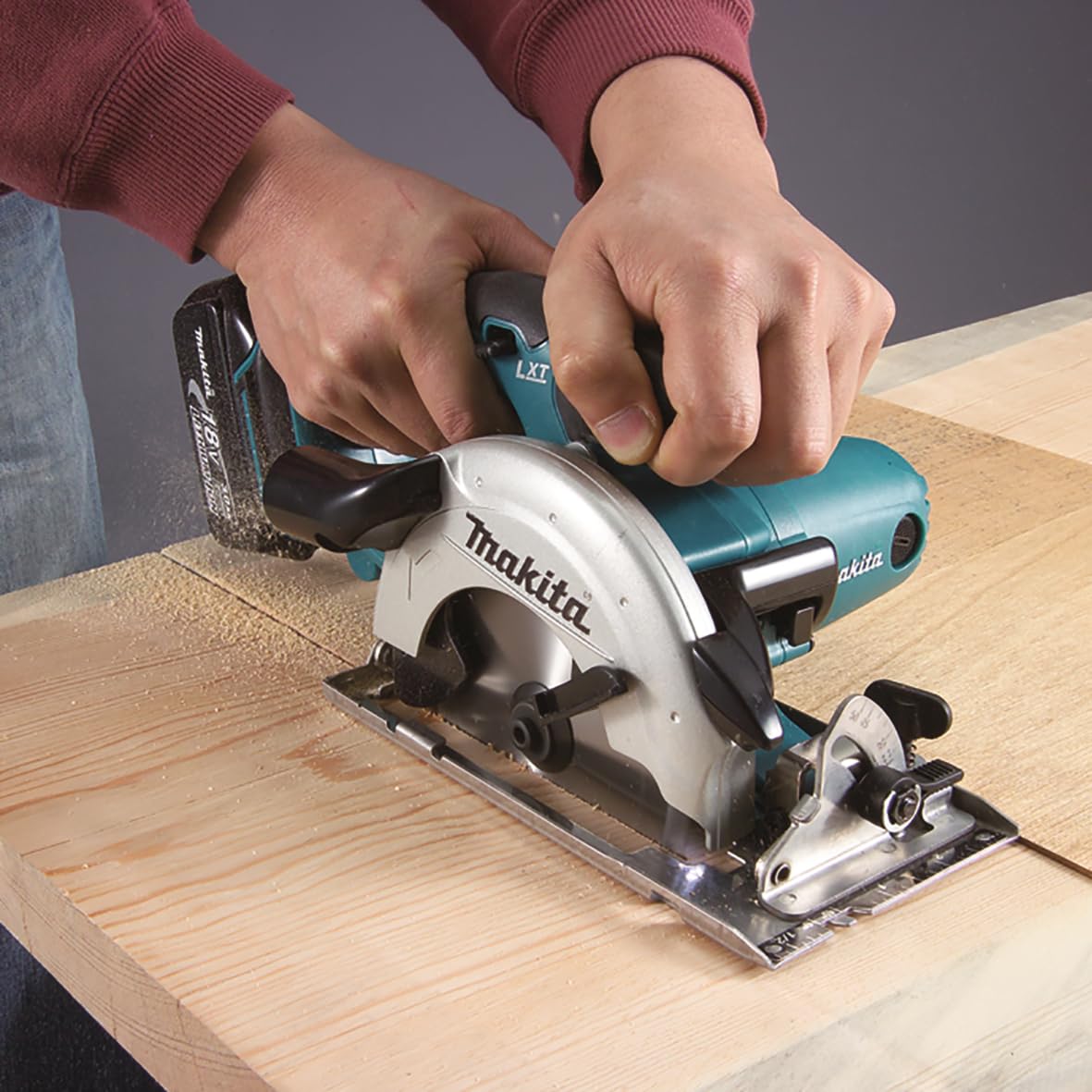 Makita DSS501Z Akku-Handkreissäge 51mm 18,0 V (ohne Akku, ohne Ladegerät), Blau