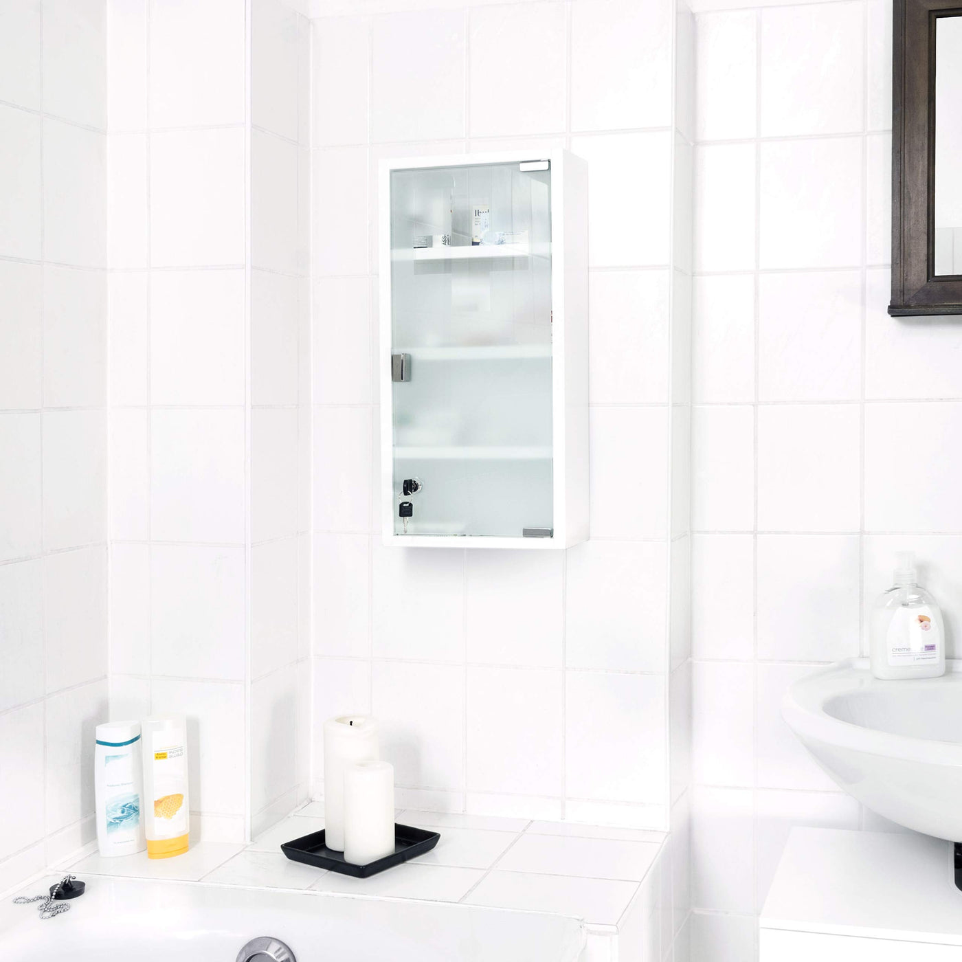 Relaxdays Medizinschrank EMERGENCY XXL Medikamentenschrank Metall und Glas Apothekerschrank fürs Bad HxBxT 57 x 27 x 12 cm mit magnetischer Glas-Tür 4 Ablagen für Medikamente und Verbandszeug, weiß