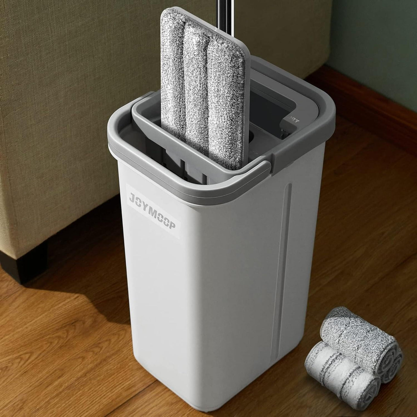 JOYMOOP Wischmopp und Eimer mit Auswringer-Set, freihändiger Flacher Bodenwischer und Eimer, mit 3 waschbaren Mikrofaser-Pads, Nass- und Trockengebrauch, Bodenreinigungssystem