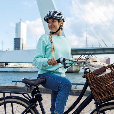 ABUS Stadthelm Aduro 2.0 - Allround-Fahrradhelm mit Licht - in sportivem Design für den Stadtverkehr - für Damen und Herren - Schwarz Matt, Größe L
