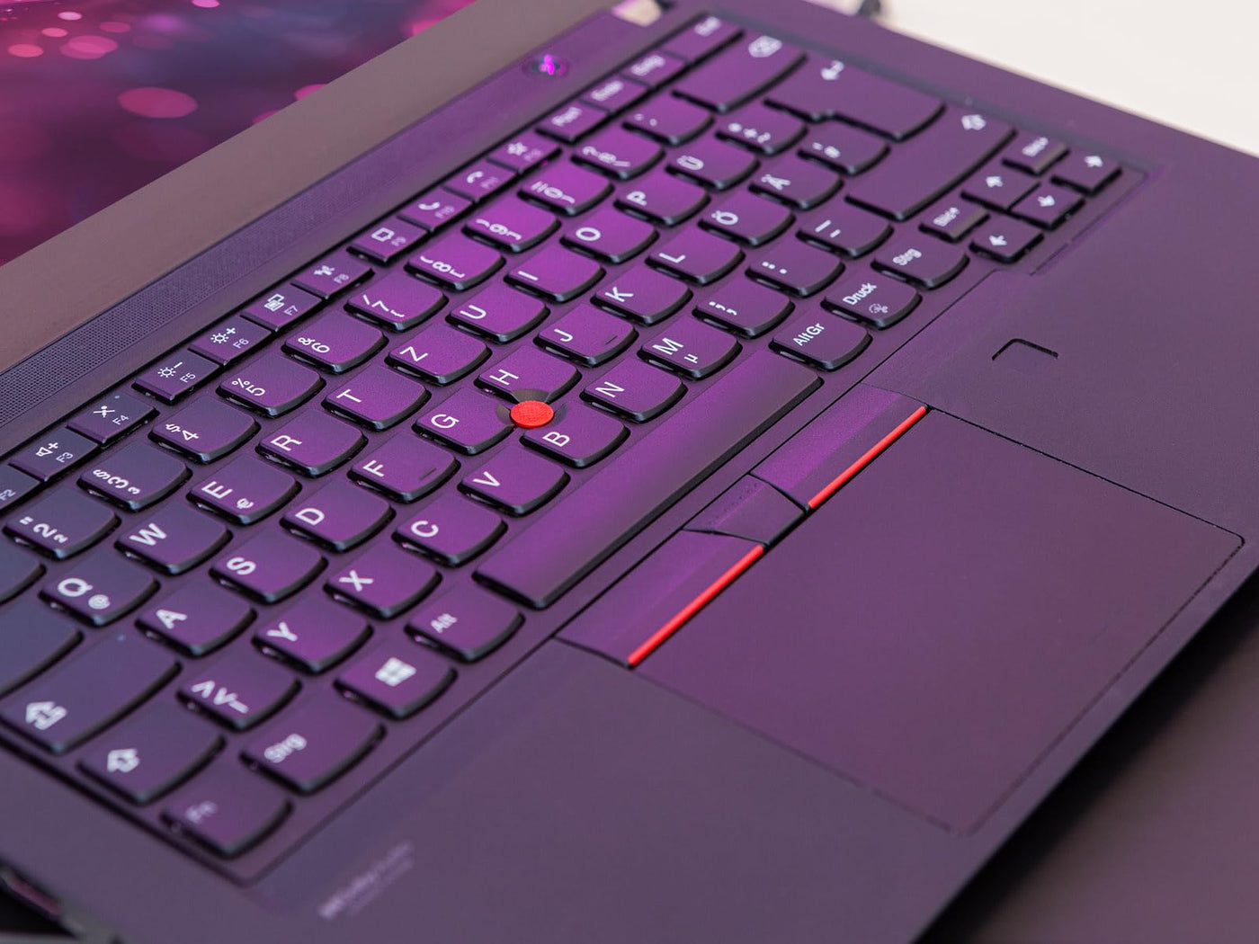 Lenovo ThinkPad T14 Gen2, Intel i7 4x3.0 GHz Prozessor, 32 GB Arbeitsspeicher, 512 GB SSD, 14 Zoll Display, Full HD 1920x1080 IPS, Windows 11 Pro F1K (Generalüberholt)