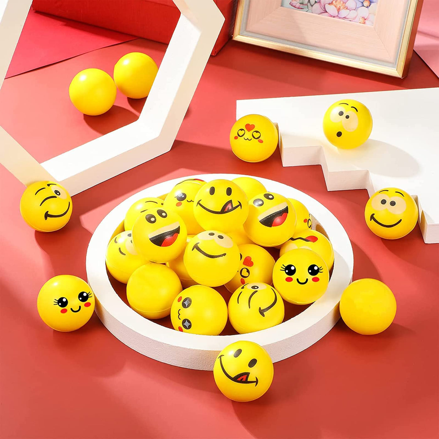 30 Stück Antistressball für Kinder Erwachsene Lächeln Gesicht Stress Bälle 1,6 Zoll Mini Schaum Stressabbau Bälle Stressabbau Spielzeug für Kindergeburtstag Mitbringsel (Niedlicher Stil)
