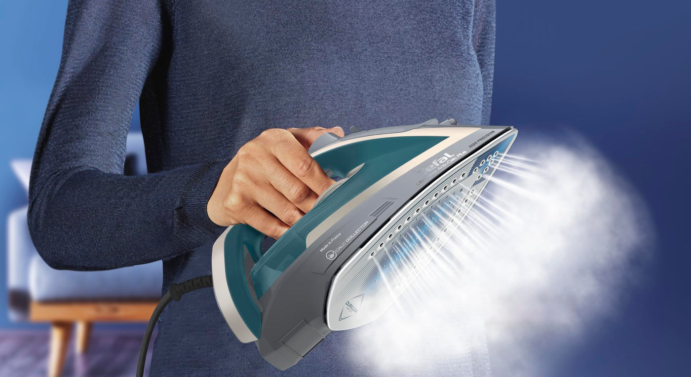 Tefal Dampfbügeleisen Ultragliss Plus, 2800 W, abnehmbarer Kalk-Kollektor, kratzfeste Bügelsohle, 50 g/Min. Dampfabgabe, 260 g/Min. Dampfstoß, Abschaltautomatik, türkis/grau, FV6842