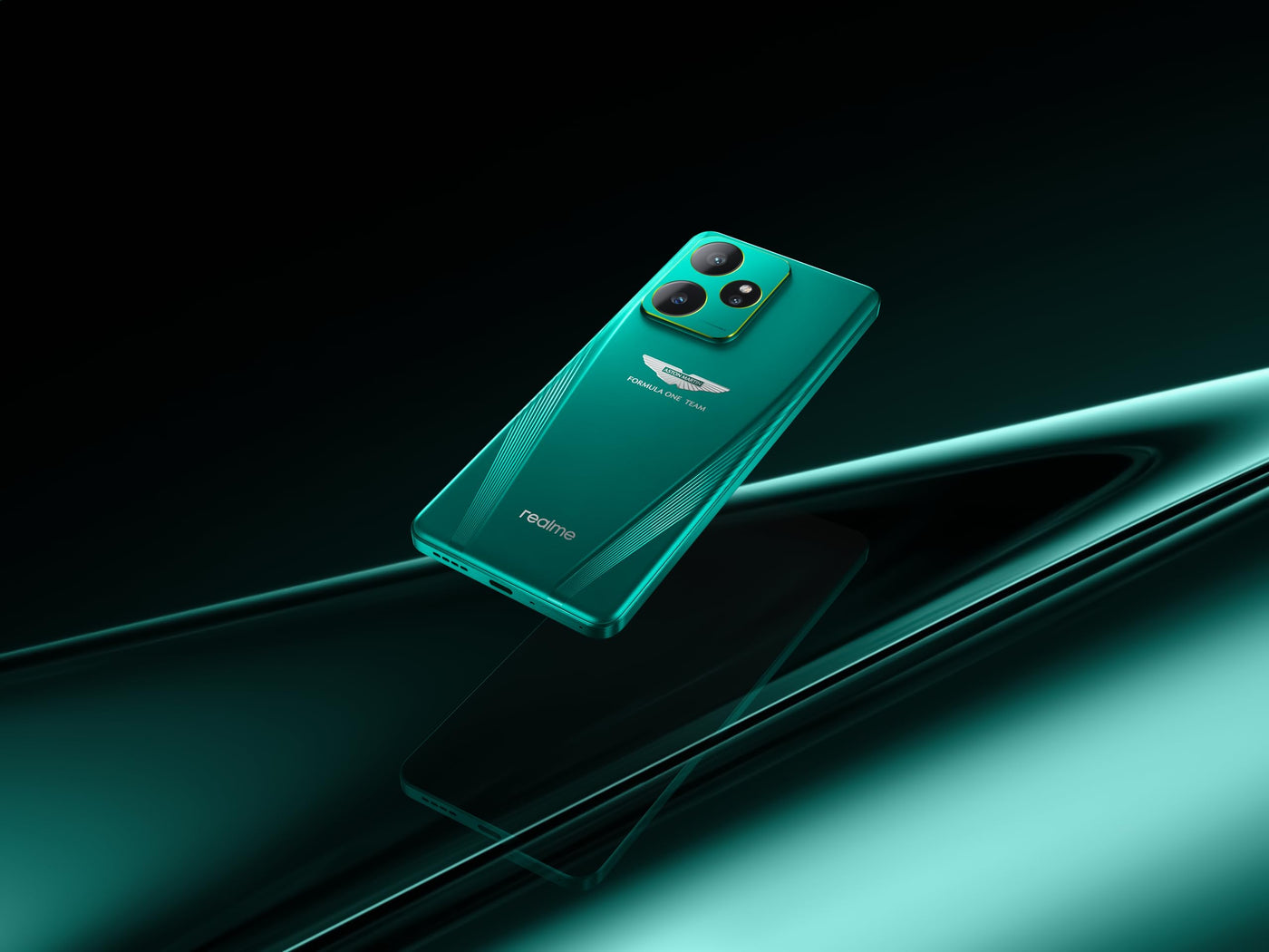 realme GT7 5G Smartphone,16+512GB,Aston Martin Green,7000 mAh Battery,120W Charge,Dimensity 9400e Chipset,IMX906 50MP Camera, AI Planner(Stock Limited)