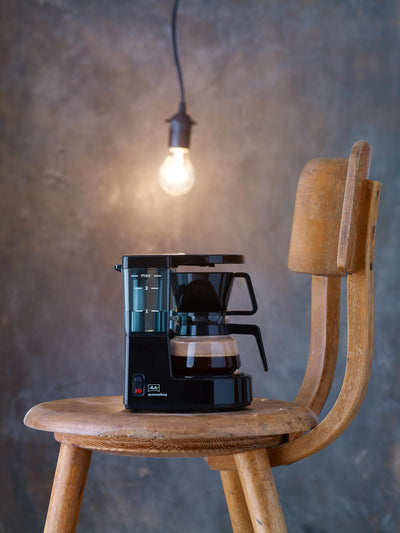 Melitta Aromaboy - kleine Filterkaffeemaschine - mit Glaskanne - 2 Tassen - Schwarz (1015-02)