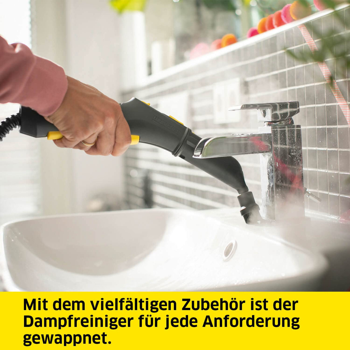 Kärcher Dampfreiniger SC 4 EasyFix, Dampfdruck: 3,5 bar, Aufheizzeit: 4 min., Leistung: 2.000 W, Flächenleistung: 100 m², 2-Tank-System: 0,5 l + 0,8 l, mit Bodenreinigungsset , Düsen und Bezüge