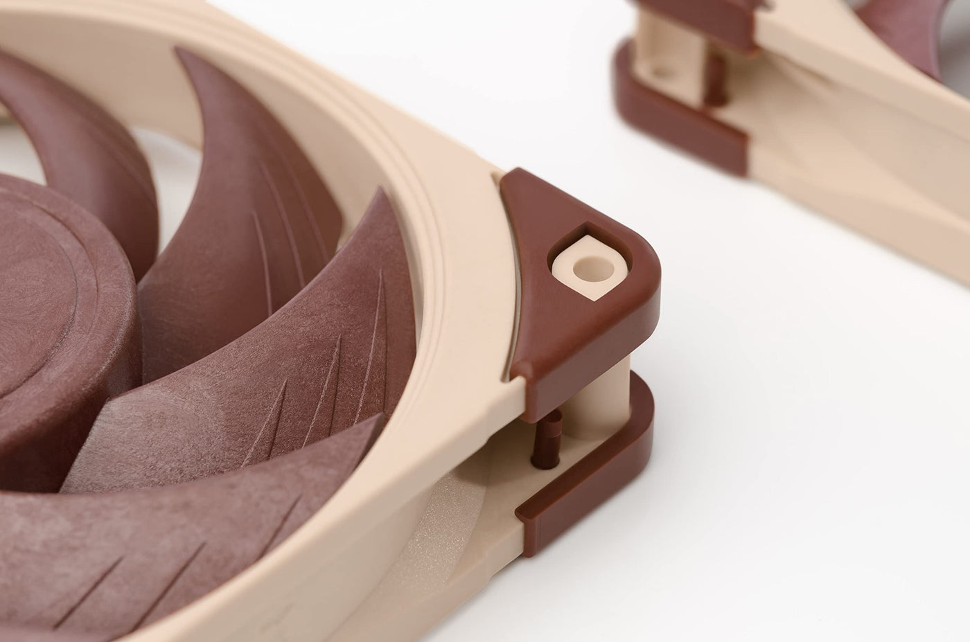 Noctua NF-A12x25 PWM, Leiser Premium-Lüfter, 4-Pin (120mm, Braun)