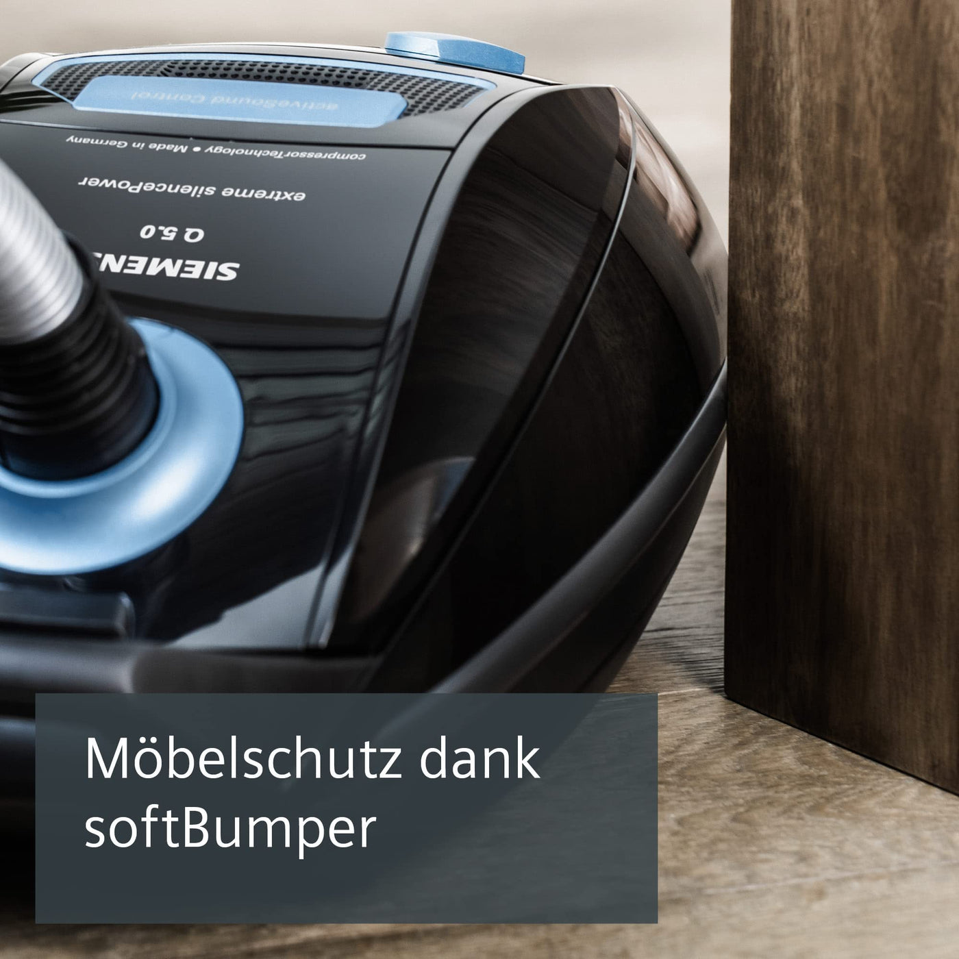 Siemens Staubsauger mit Beutel Q5.0 extreme silencePower VSQ5X1230, Bodenstaubsauger, ideal für Allergiker, Hygiene-Filter, starke Saugleistung, Bodendüse für Parkett, Teppich, Fliesen, 850 W, schwarz