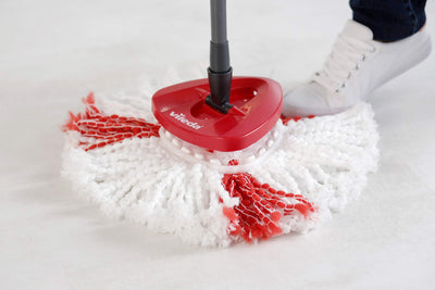 Vileda Turbo Mikrofaser Wischmopp und Eimer Set mit extra 2-in-1 Kopfersatz, Spin Mop zum Reinigen von Böden, Set aus 1x Mop, 1x Eimer und 1x Nachfüllpackung