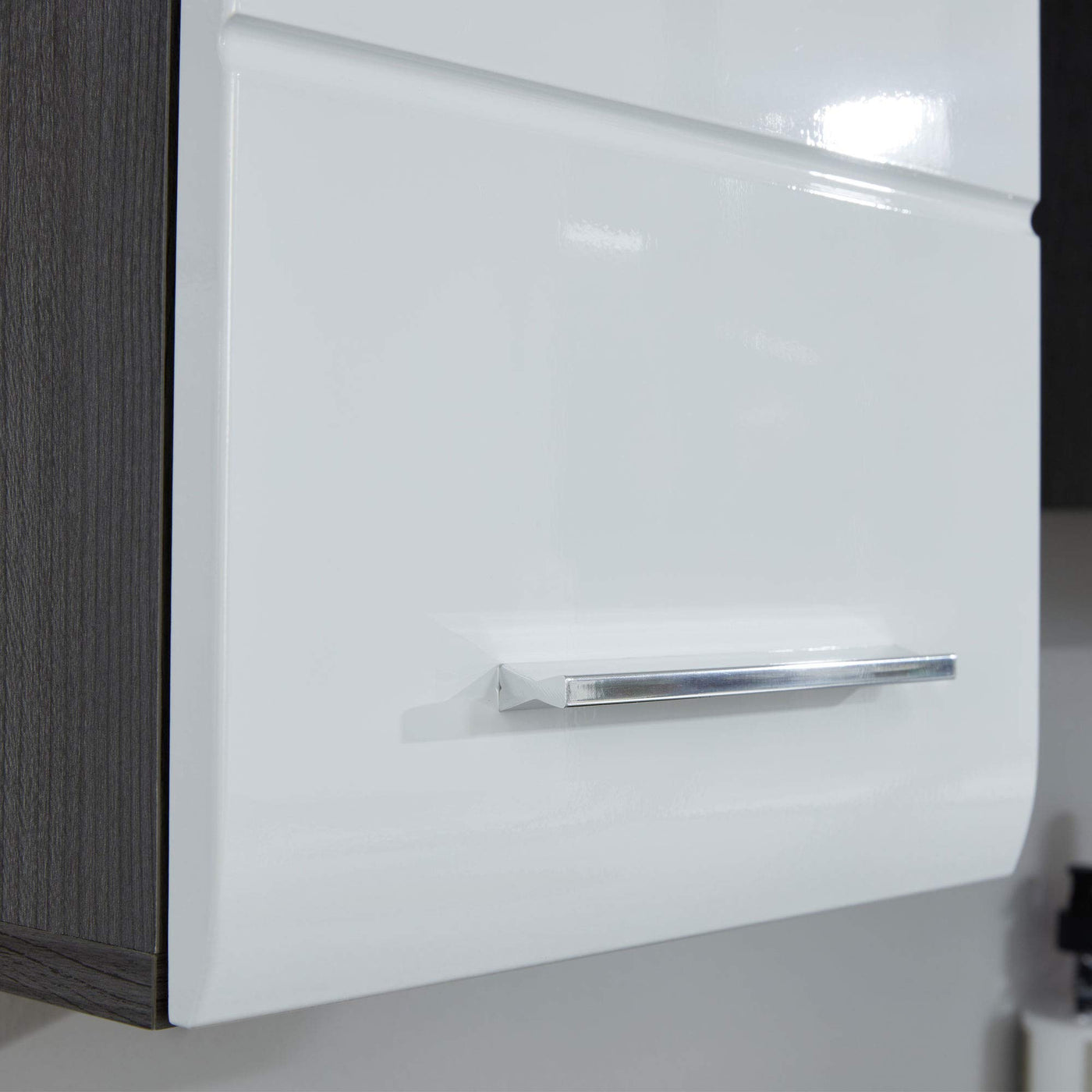 trendteam smart living - Waschbeckenunterschrank Unterschrank - Badezimmer - Line - Aufbaumaß (BxHxT) 60 x 57 x 31 cm - Farbe Sardegna Rauchsilber mit Weiß Hochglanz - 189830103