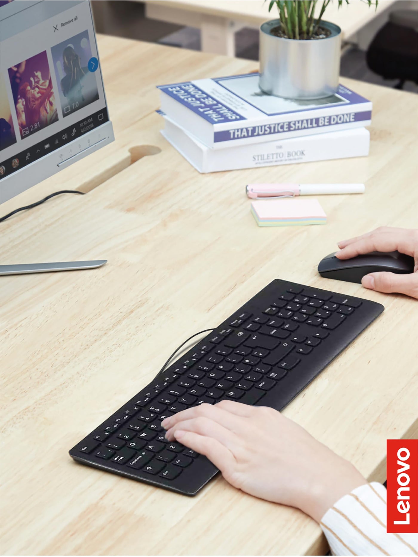 Lenovo 300 USB Combo, Full-Size Wired Tastatur & Maus, Ergonomische, Links- oder Rechtshänder, Optische Maus, GX30M39606, Schwarz