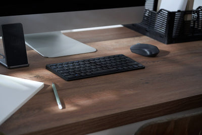 Rapoo 9600M kabelloses Tastatur-Maus Set Wireless Deskset 1300 DPI Sensor wiederaufladbarer Akku flaches Aluminium Design DE-Layout QWERTZ PC & Mac - dark grey