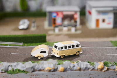 Carson 500504164 1:87 VW T1 Samba Bus mit Wohnwagen 2.4GHz 100% - Fahrfertiges Modell, RC Auto, H0 Auto,RC Modell,Diorama Fahrzeug