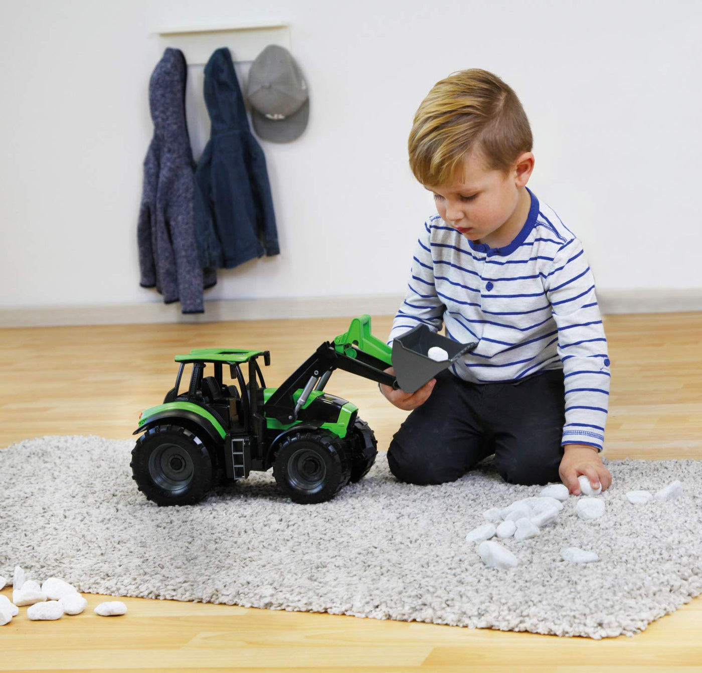 Lena Worxx Traktor Deutz-Fahr Agrotron 7250 TTV mit Frontlader 45 cm, realistisches Landwirtschaft Spielfahrzeug, robuster Trecker mit funktionstüchtiger Ladeschaufel, für Kinder ab 3 Jahren
