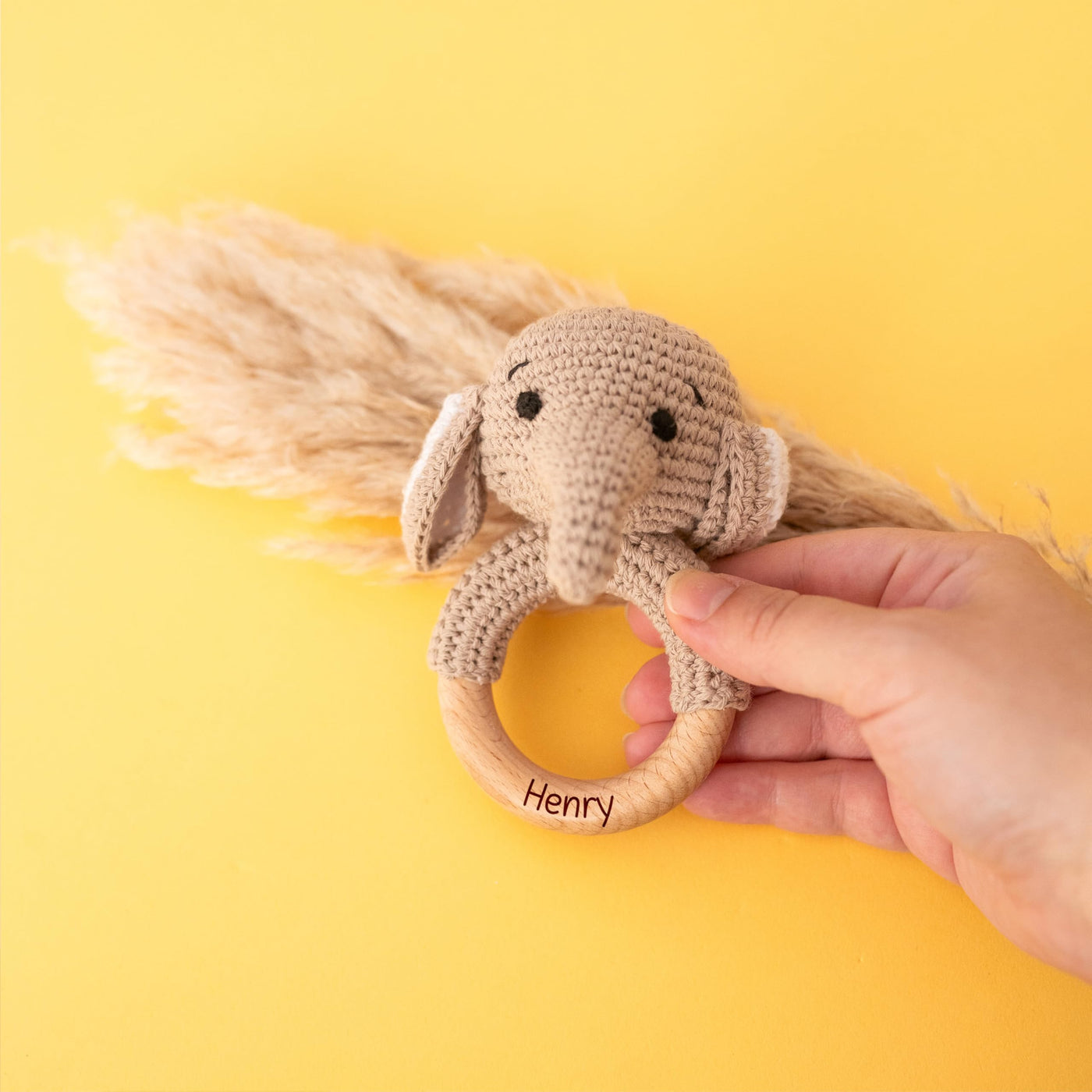 Bärenfreunde® - Personalisierter Beißring Baby - Niedlicher Greifling für Baby's ab 0 Monate - Babyrassel mit Name als Baby Geschenk für Mädchen und Jungen (Elefant,mit Name)