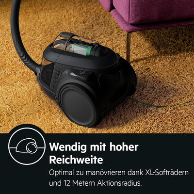 AEG CLEAN 6000 ÖKO AL61C2ÖKO Staubsauger beutellos / ETM Testsieger (SEHR GUT) / 60 % Recyclingmaterial / 550 W / Zusatzdüsen / Softräder / 74 dB(A) / 12m Aktionsradius / 1,6L Staubbehälter / Schwarz